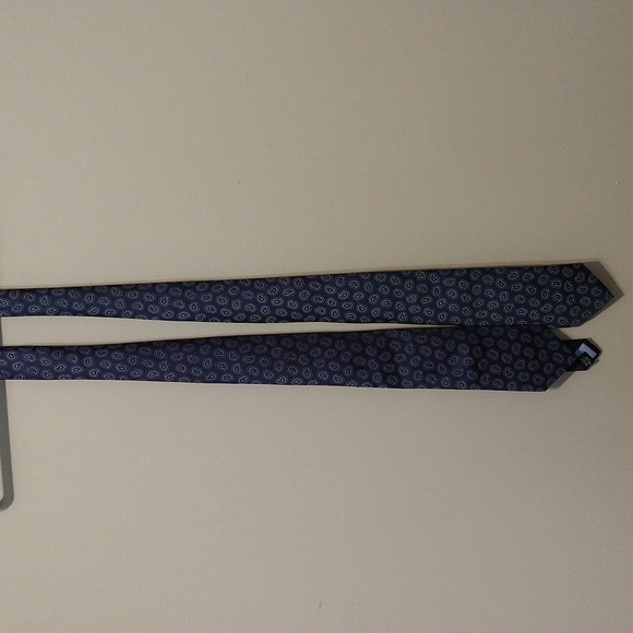 Tommy Hilfiger Blue Silk ties - Picture 1 of 4
